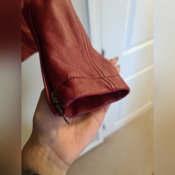 🦄 Wilson's Leather Jacket - Picture 6 of 7